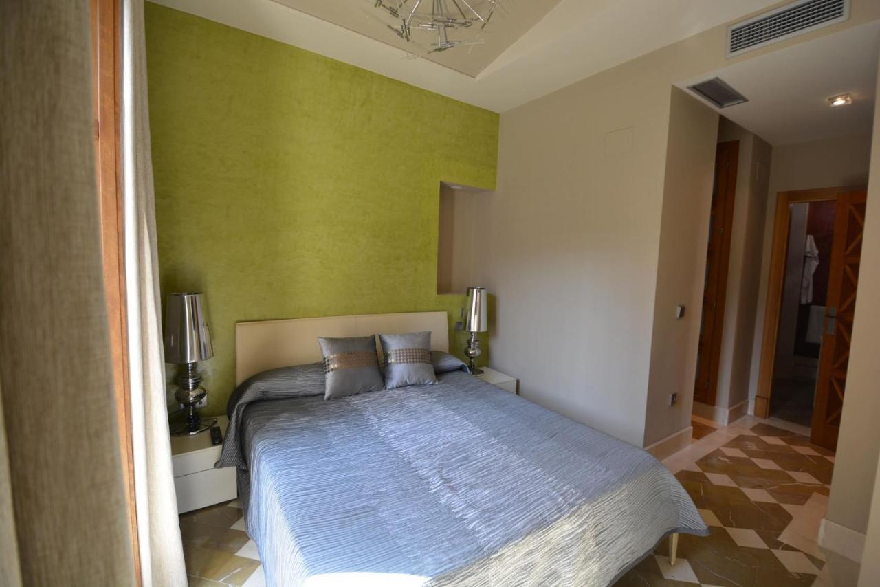 Luxury Apartment With Views To Alcazar, Cathedral And Giralda. Sevilha Exterior foto