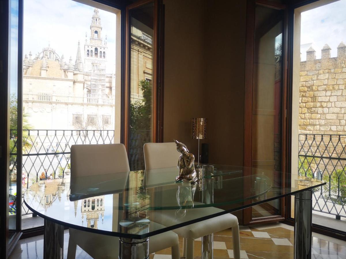 Luxury Apartment With Views To Alcazar, Cathedral And Giralda. Sevilha Exterior foto