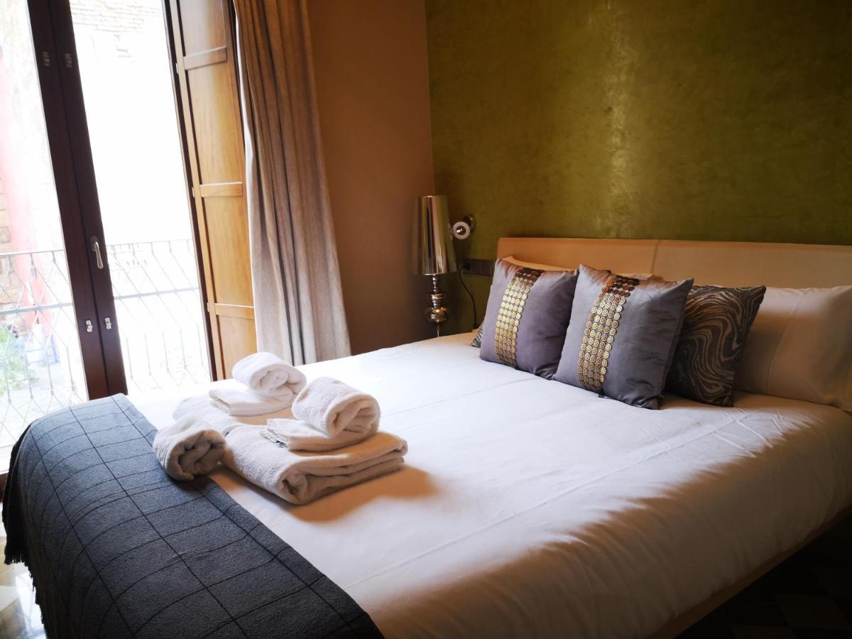 Luxury Apartment With Views To Alcazar, Cathedral And Giralda. Sevilha Exterior foto